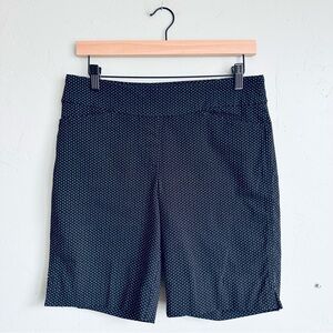 Hilary Radley Women Navy White Print Stretch Pull On Bermuda Shorts Medium EUC